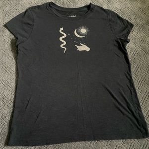 Cute graphic tee